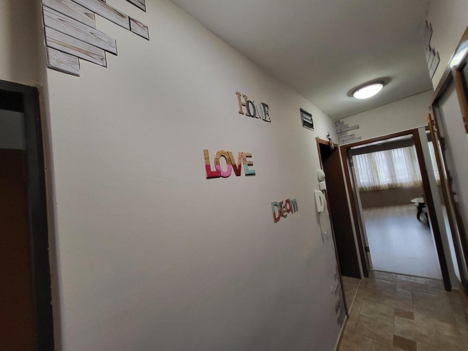 Lux Apartment Sisi 布尔加斯 外观 照片