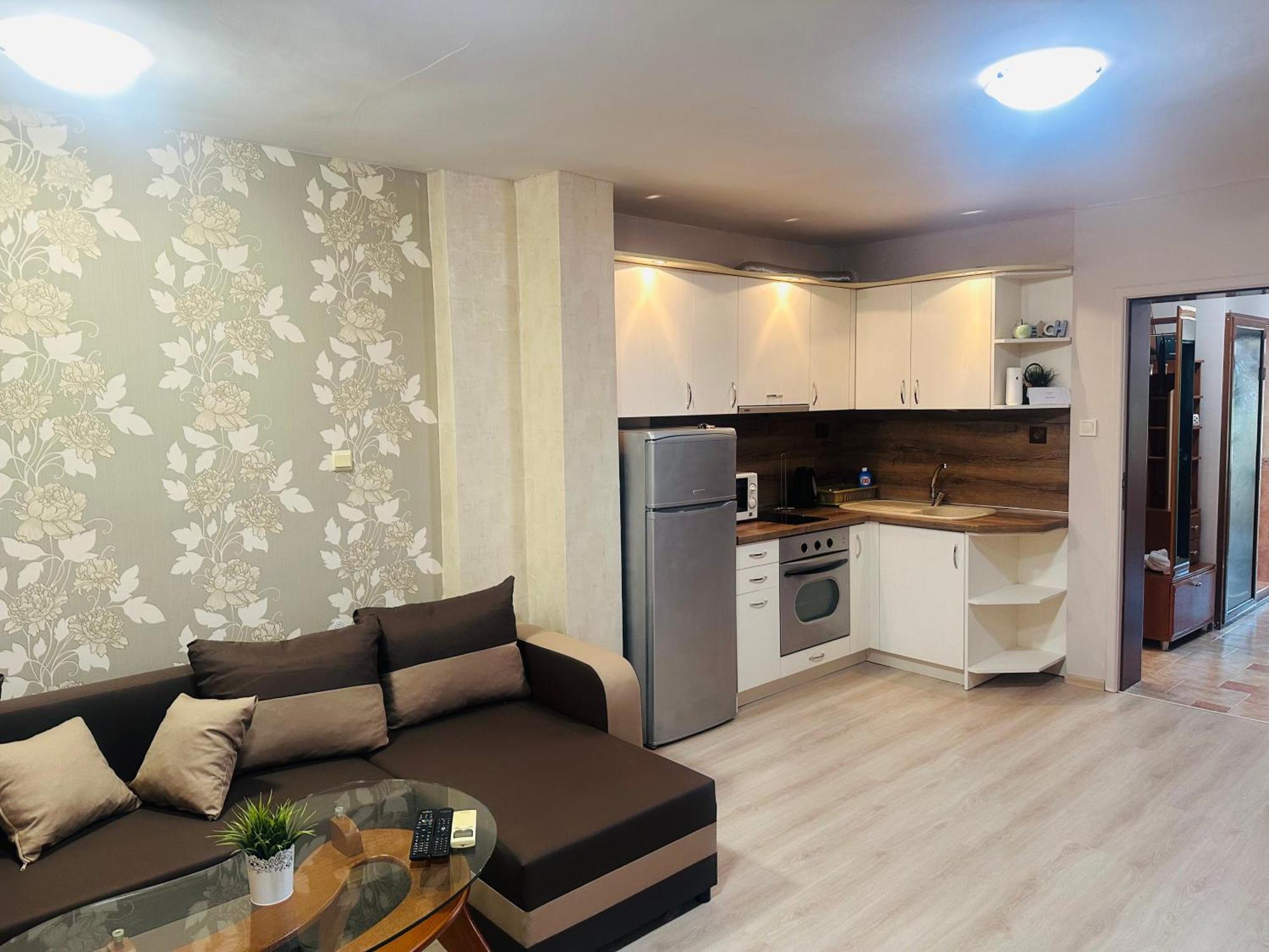 Lux Apartment Sisi 布尔加斯 外观 照片